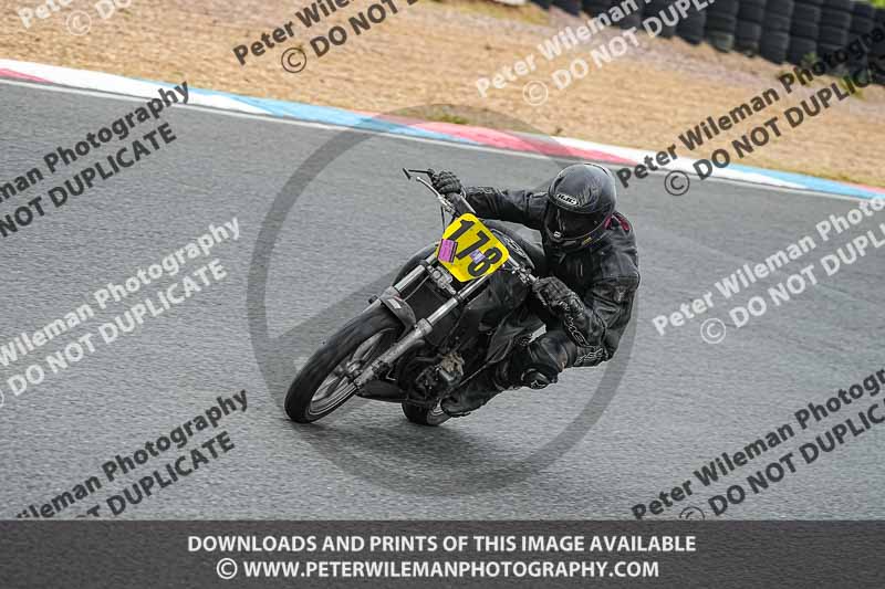 enduro digital images;event digital images;eventdigitalimages;mallory park;mallory park photographs;mallory park trackday;mallory park trackday photographs;no limits trackdays;peter wileman photography;racing digital images;trackday digital images;trackday photos